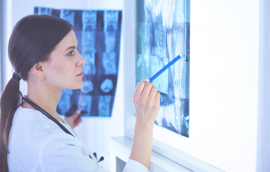 Рентгенологическая служба Псковской детской ОКБ теперь будет работать с использованием искусственного интеллекта