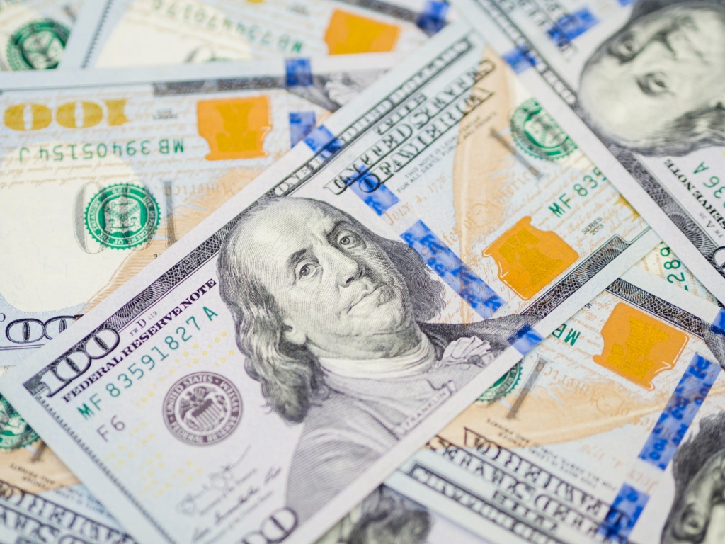 Доллар продолжает своё снижение: курс на Forex ниже 90 рублей Доллар продолжает своё снижение: курс на Forex ниже 90 рублей
