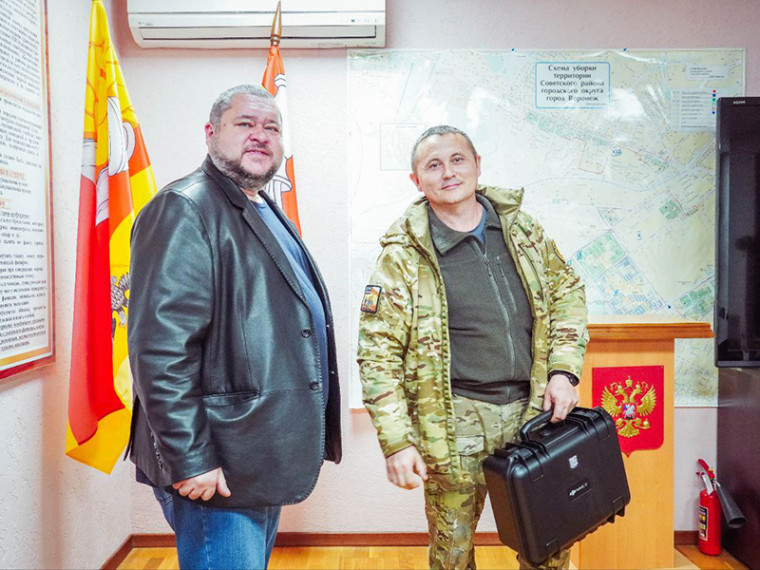 По поручению мэра Воронежа военнослужащим на курском направлении передали беспилотники