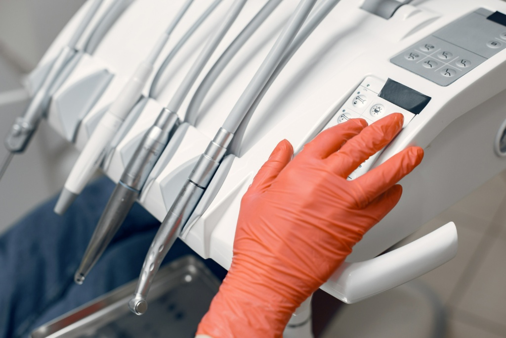 В одной из центральных районных больниц Вологодской области установили новый стоматологический комплекс