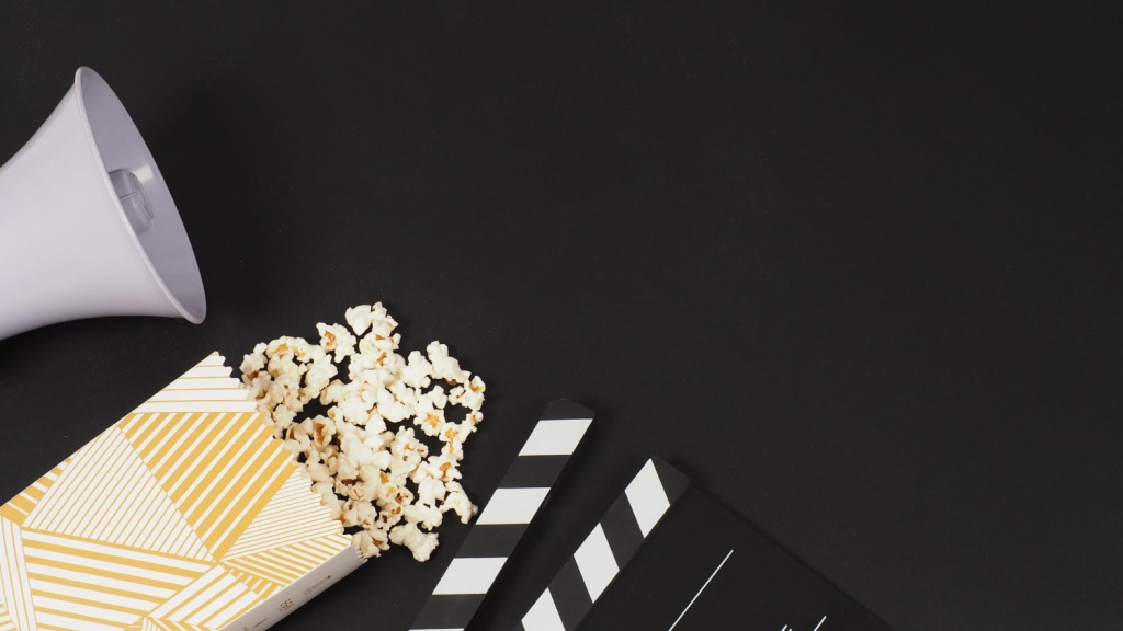 «Теневой» кинопрокат зарубежных фильмов сократился в 2024 году