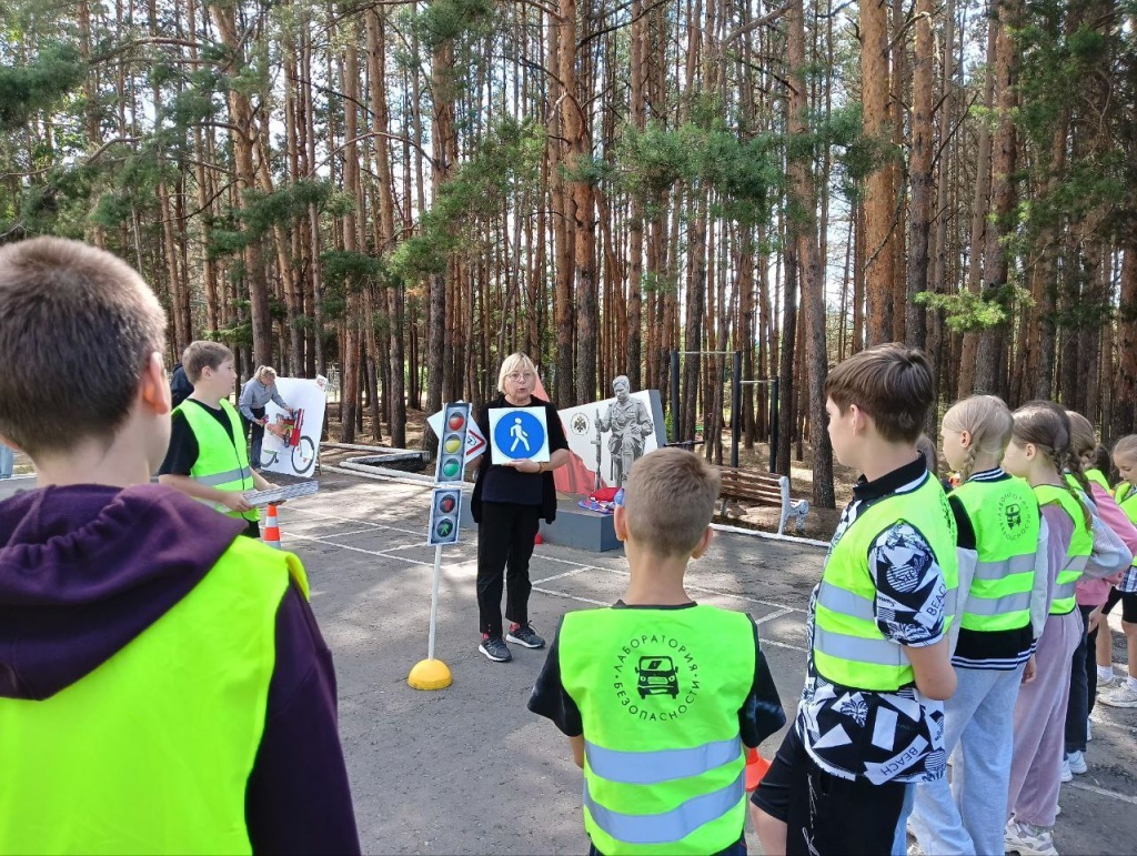 В Мордовии прошла интерактивная программа по безопасности дорожного движения для школьников