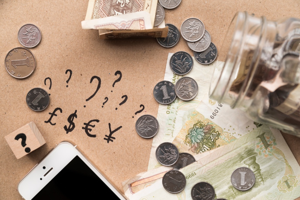 Банки РФ назвали приоритетом развитие валютных операций и трансграничных переводов