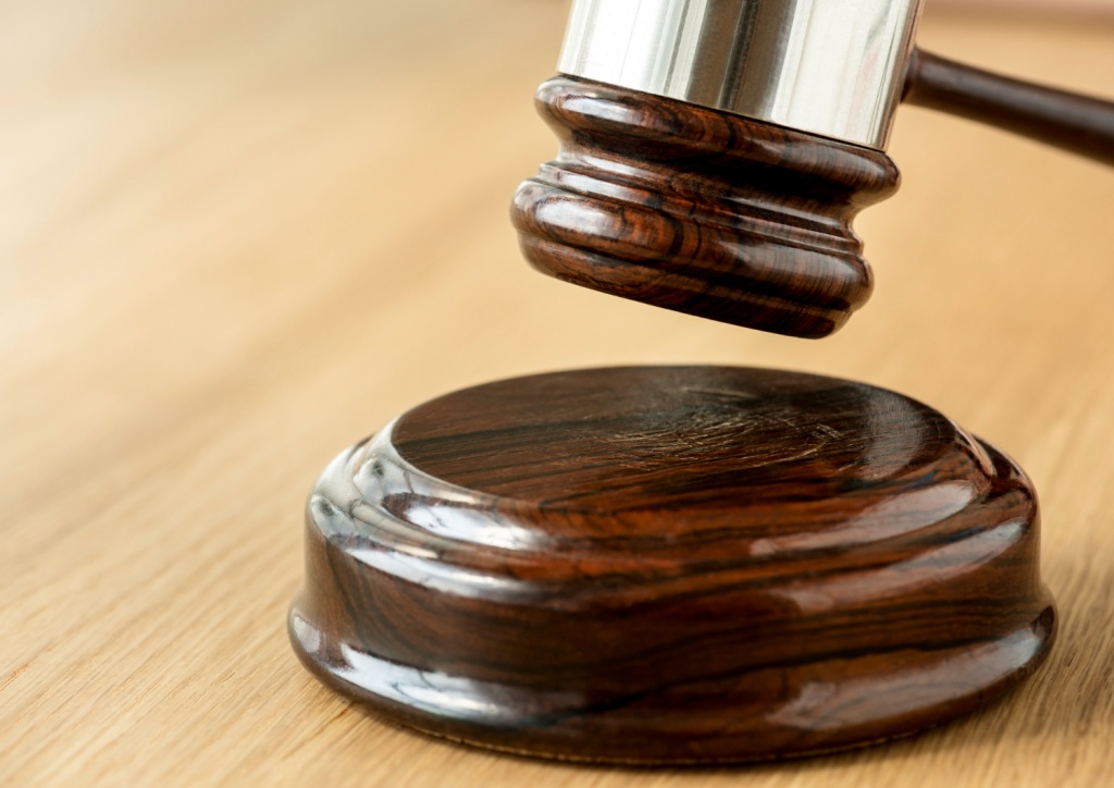 Суд сможет лишить иностранцев права на выкуп акций: СФ одобрил новый закон