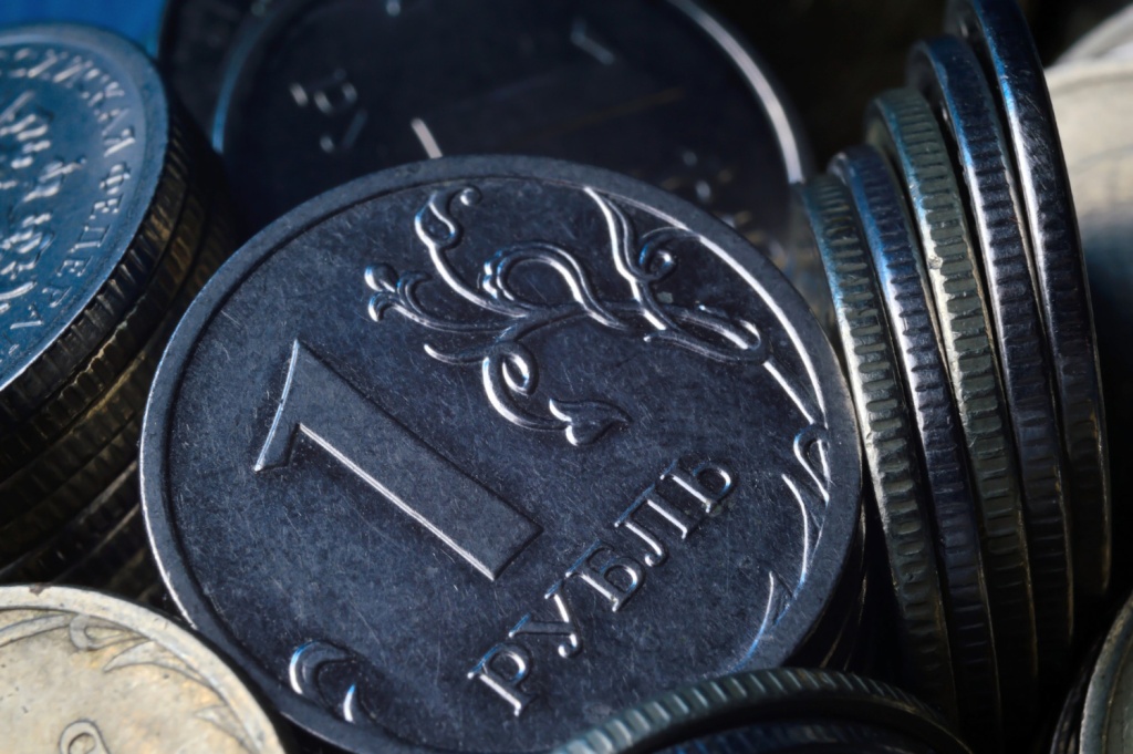 Долги регионов России за год увеличились на 14% 