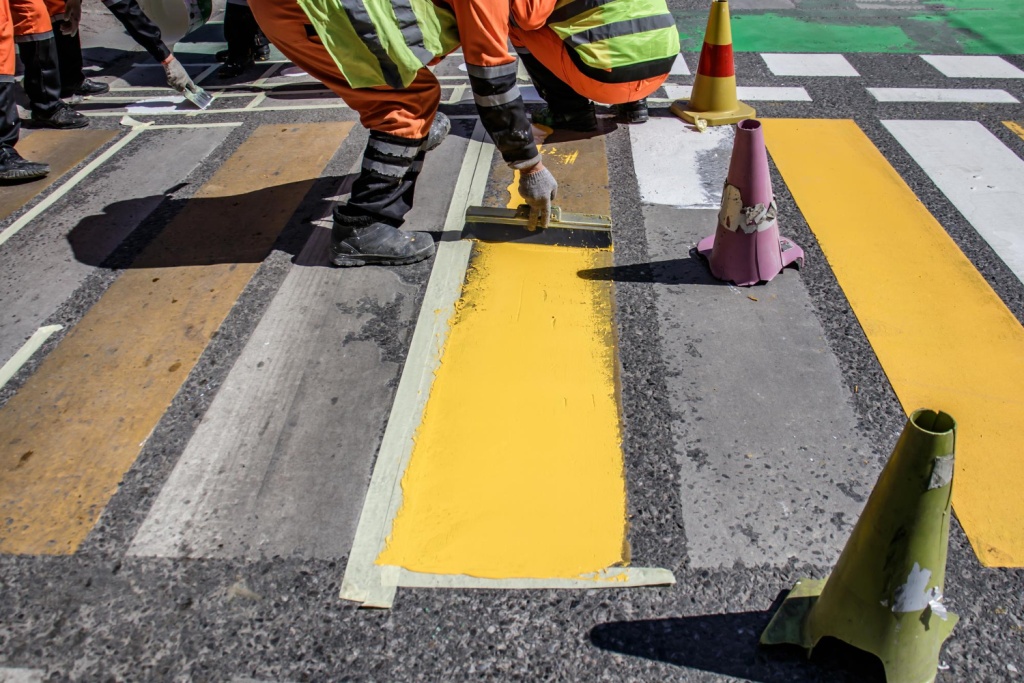 В рамках исполнения поручений Главы Мордовии Артёма Здунова в республике активно ведутся работы по модернизации дорожной и светотехнической инфраструктуры