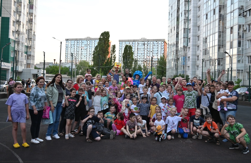 В Воронеже прошёл «День соседей», который организовал депутат городской Думы Иван Кандыбин