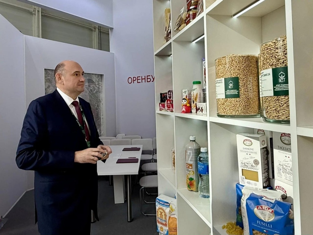 «Познакомить всю Россию с оренбургским продуктом»: Евгений Солнцев — о миссии региона на выставке «Золотая осень» в Москве